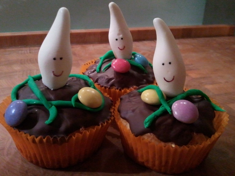 Lustige Geister-Smarties-Muffins